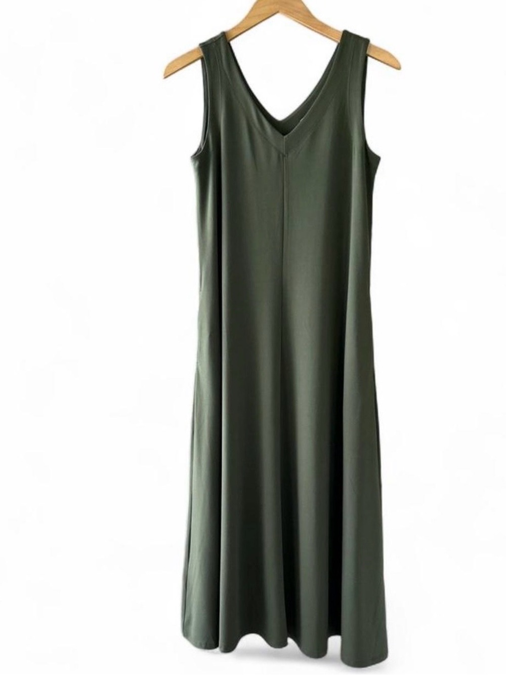 NWT Chicos | V-neck Travel Sleeveless Maxi Dress Olive Green Comfortable Size S